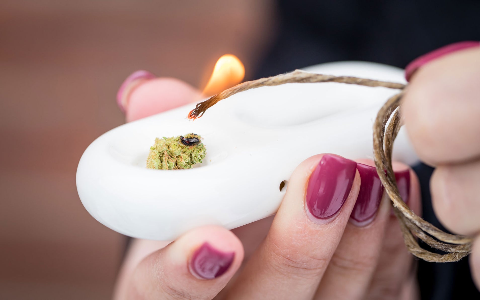 What Is Hemp Wick? (And How to Use It) — Bong