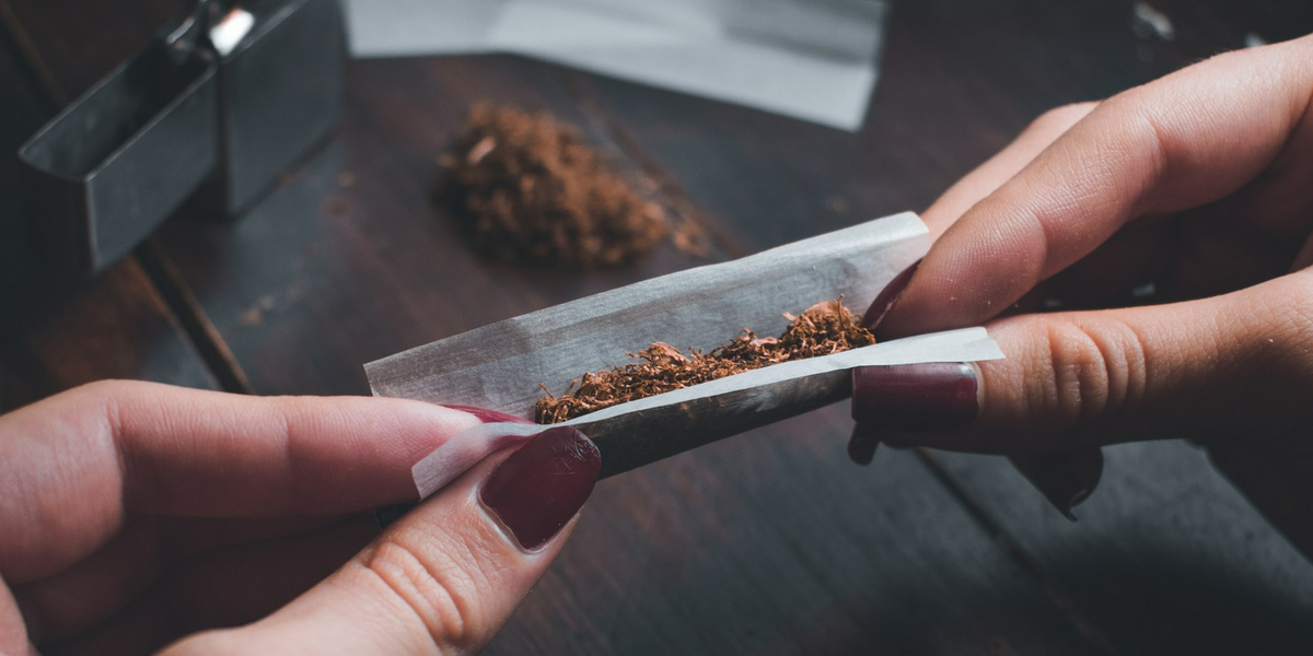 Be careful when buying Rolling Papers — Bong