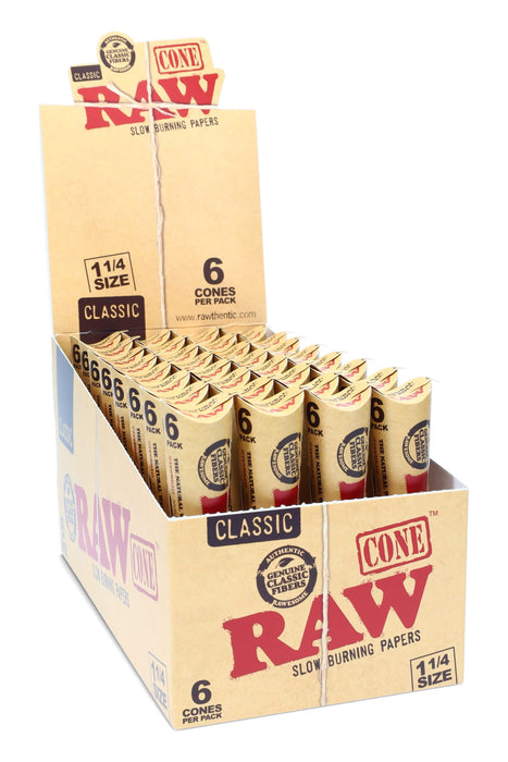 RAW 1¼ Classic Pre-Rolled Cones – 6/Pack – 32-Count Display