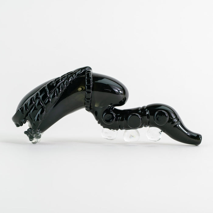 Empire Glassworks 'Alien' Glow-In-The-Dark Hand Pipe