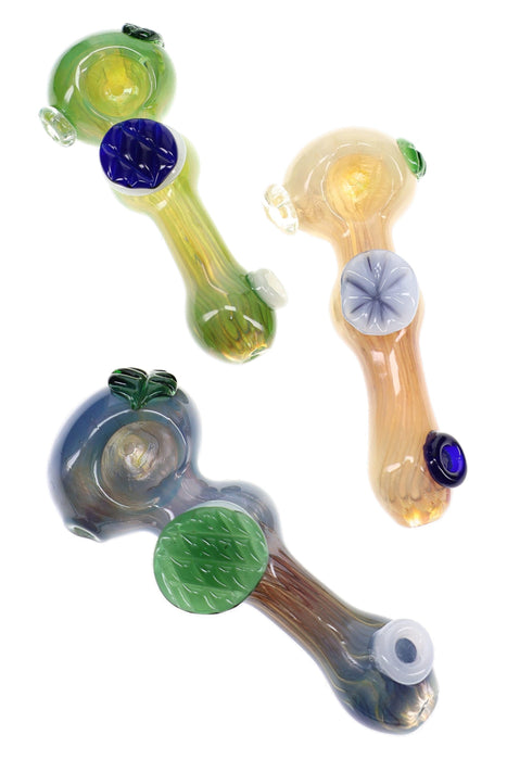 Silver Fumed Glass Spoon Pipe “Leaf Charm” – 5″ – Assorted