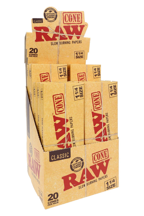 RAW Classic Pre-Rolled Cones – 1¼ – 20/Pack – 12-Count Display