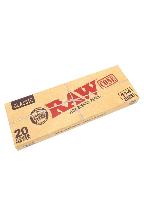 RAW Classic Pre-Rolled Cones – 1¼ – 20/Pack – 12-Count Display