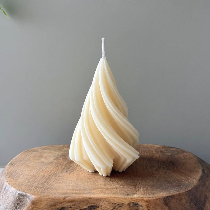 Swirling Christmas Tree Candles