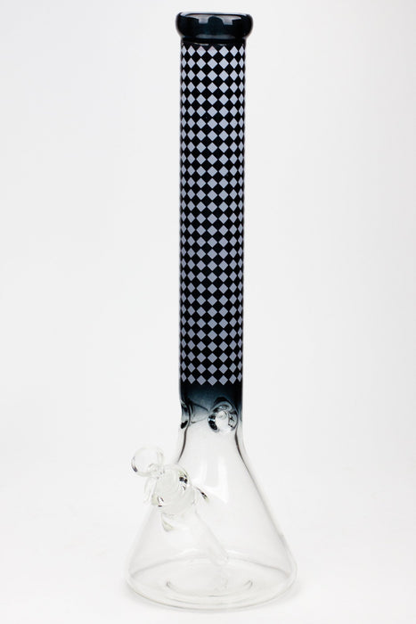 17" Diamond pattern 7 mm glass beaker bong